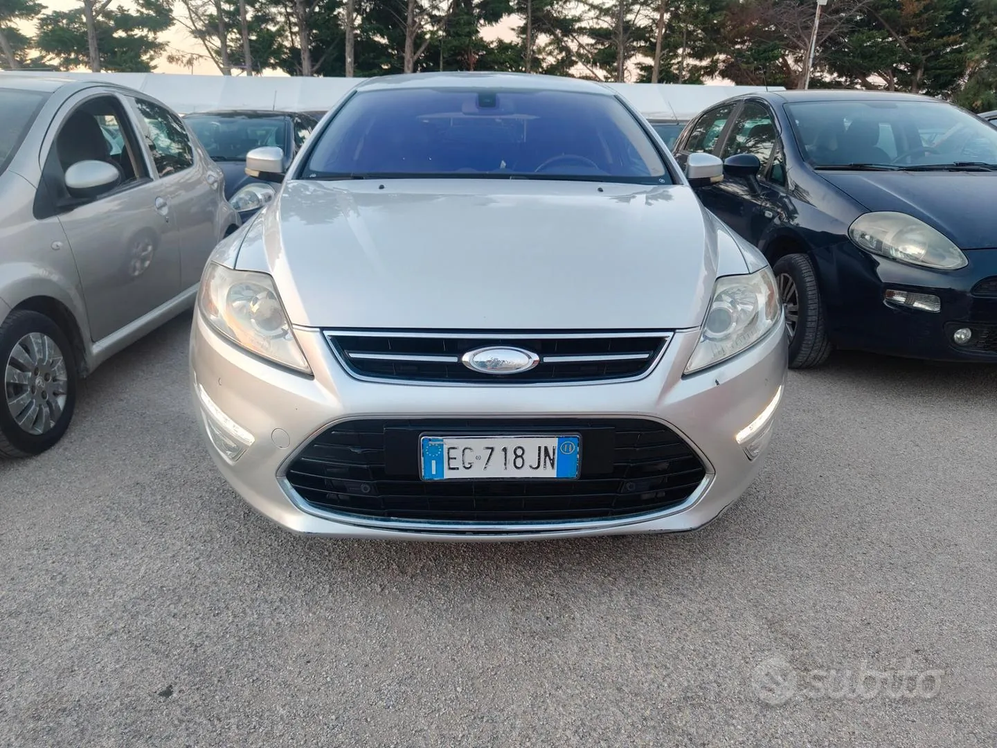 Ford Mondeo 2011 photo 2