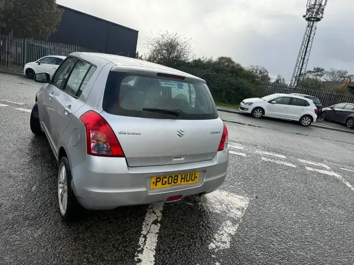 Suzuki Swift 2008 photo 5