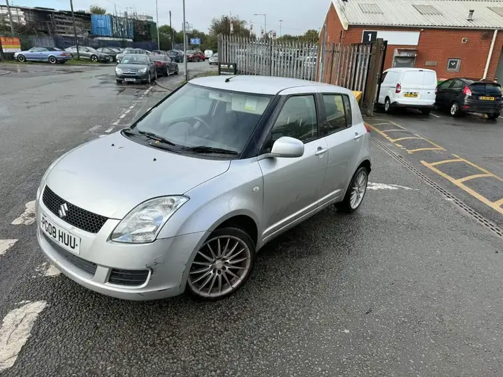 Suzuki Swift 2008 photo 2