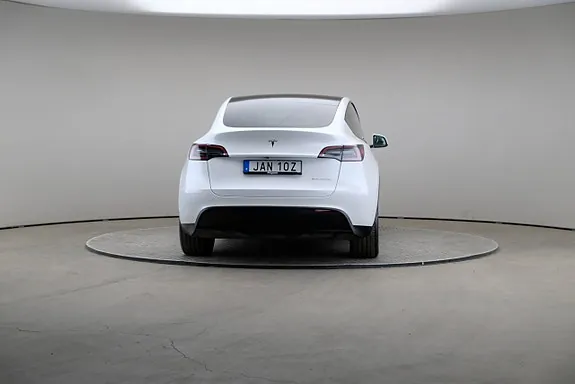 Tesla Model Y 2023 photo 5