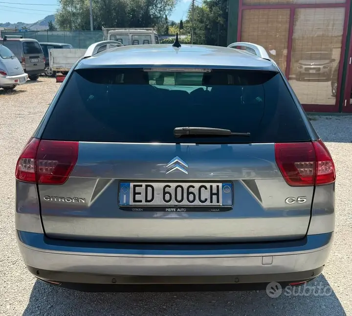 Citroen C5 2010 photo 3