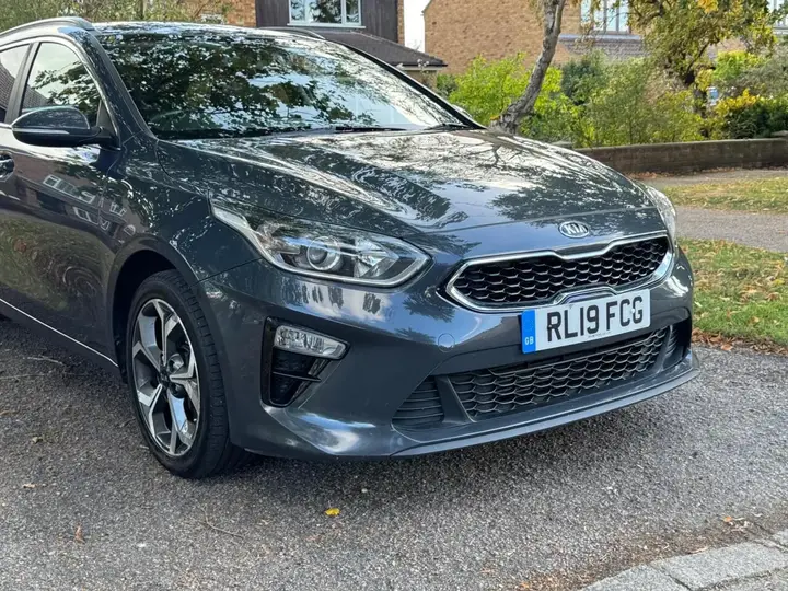 Kia Ceed 2019 photo 4