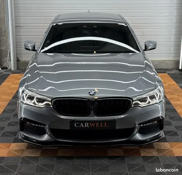 BMW 5 Series 2017 photo 2