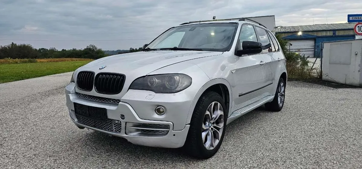 BMW X5 2007 photo 2