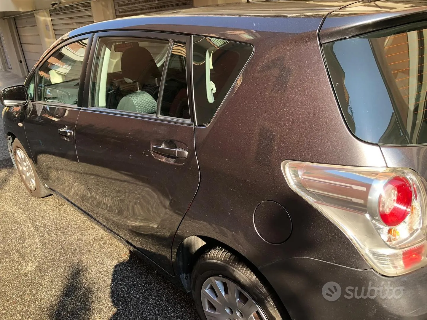 Toyota Verso 2010 photo 3