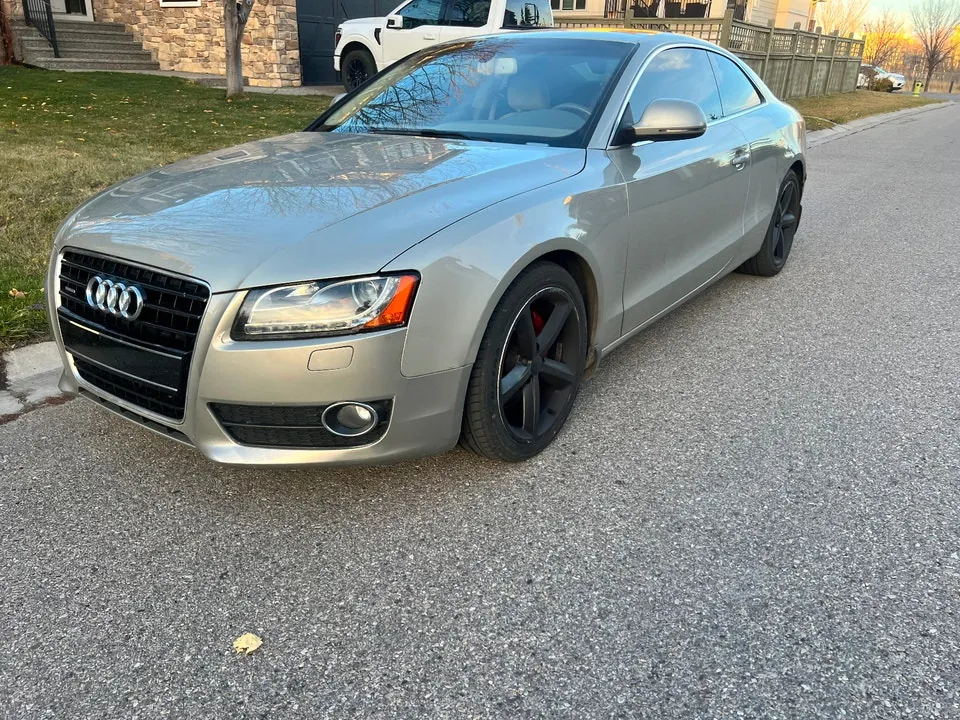 Audi A5 2009 photo 2