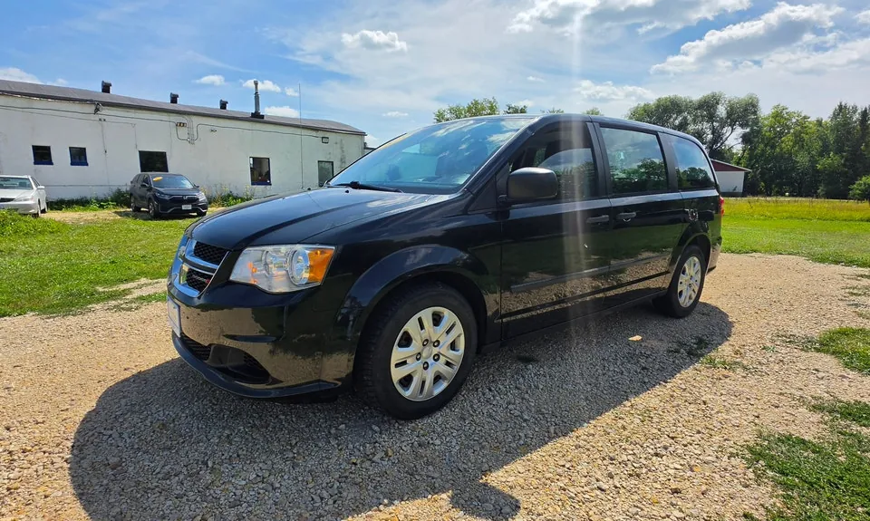 Dodge Grand Caravan 2015 photo 3