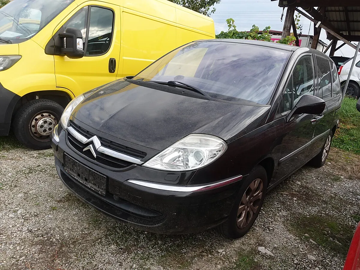 Citroen C8 2011 photo 2