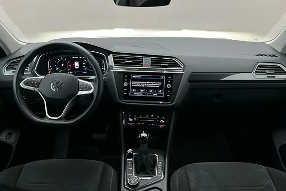 Volkswagen Tiguan 2023 photo 3