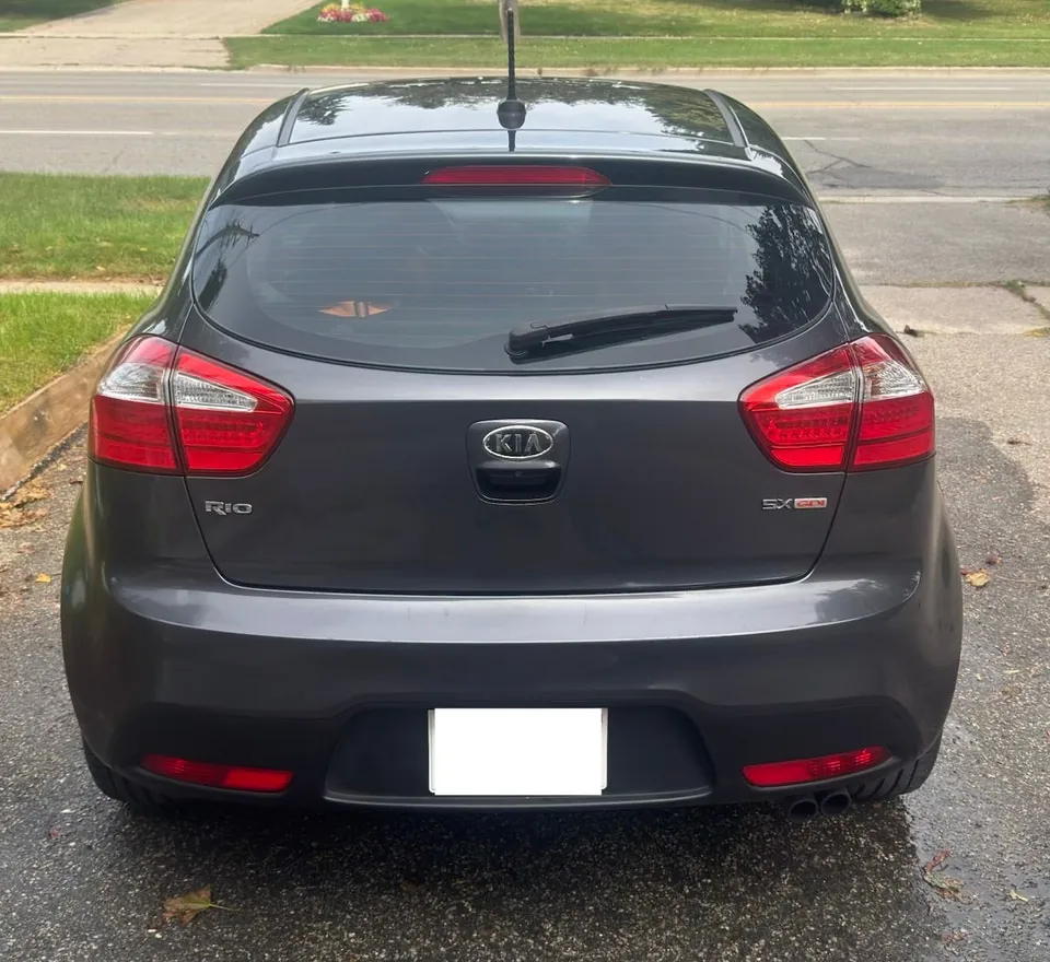 Kia Rio 2013 photo 2