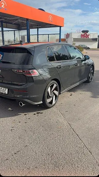 Volkswagen Golf Viii