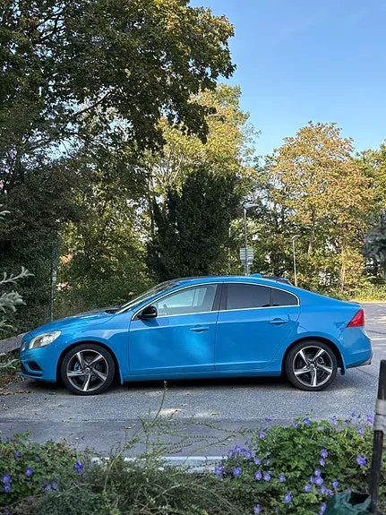 Volvo S60 2013 photo 2