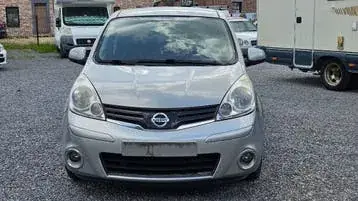 Nissan Note 2013 photo 2