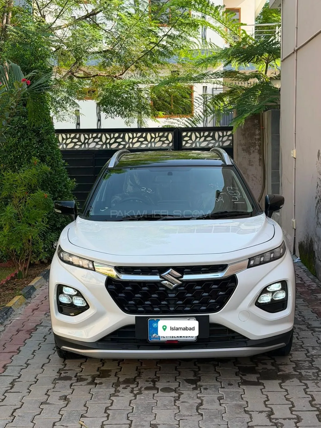 Suzuki Fronx