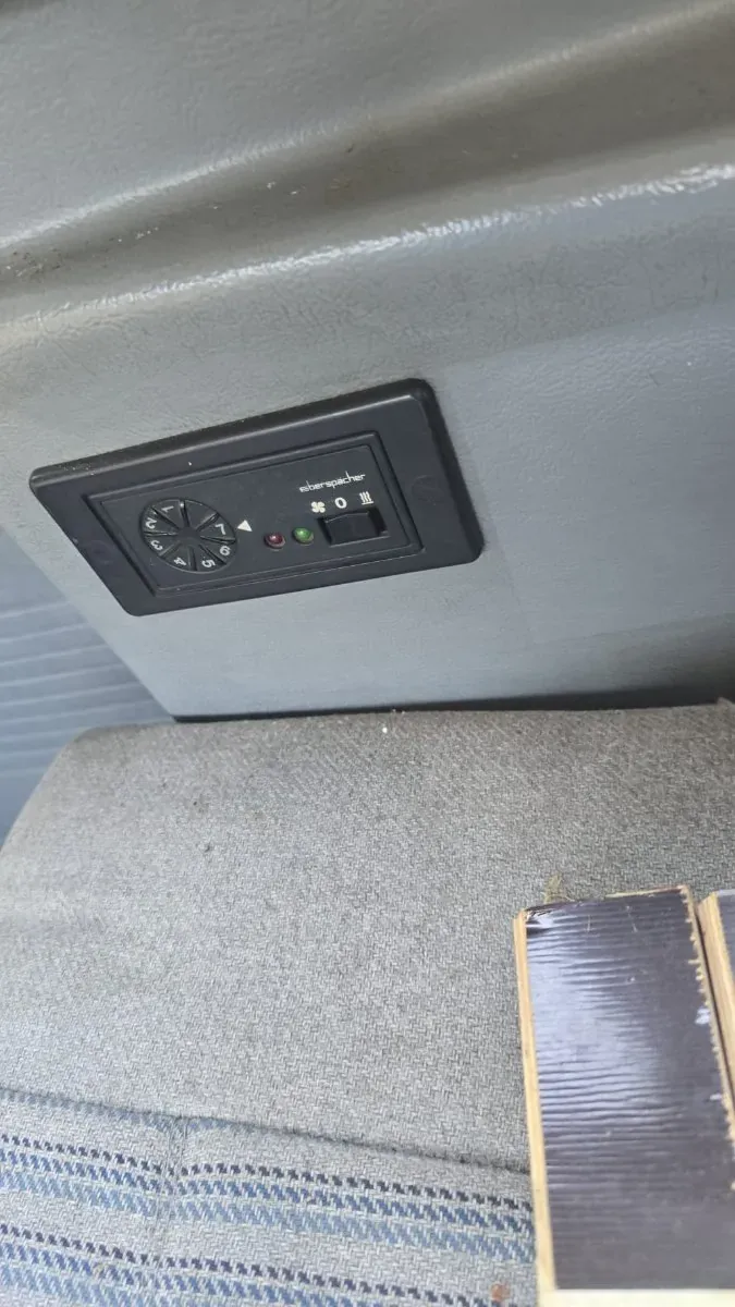 Volkswagen T3 1988 photo 2
