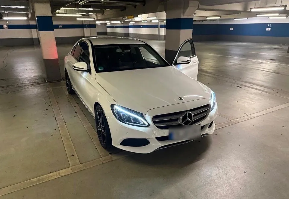 Mercedes-Benz C 180