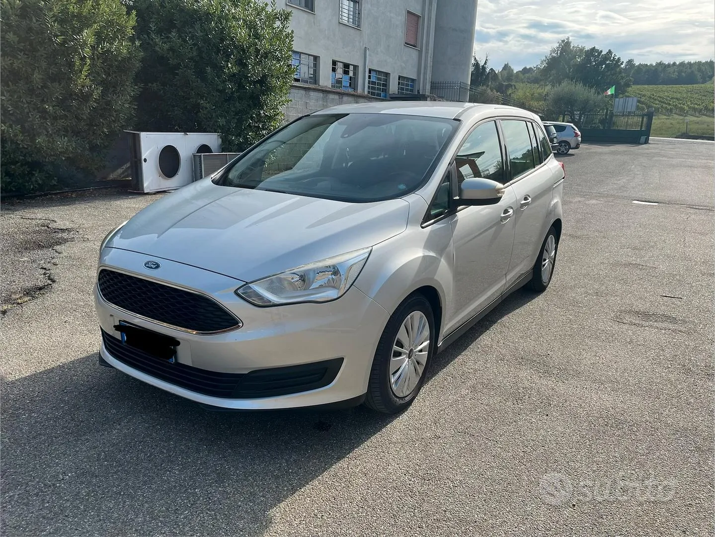 Ford C-Max 2016 photo 2