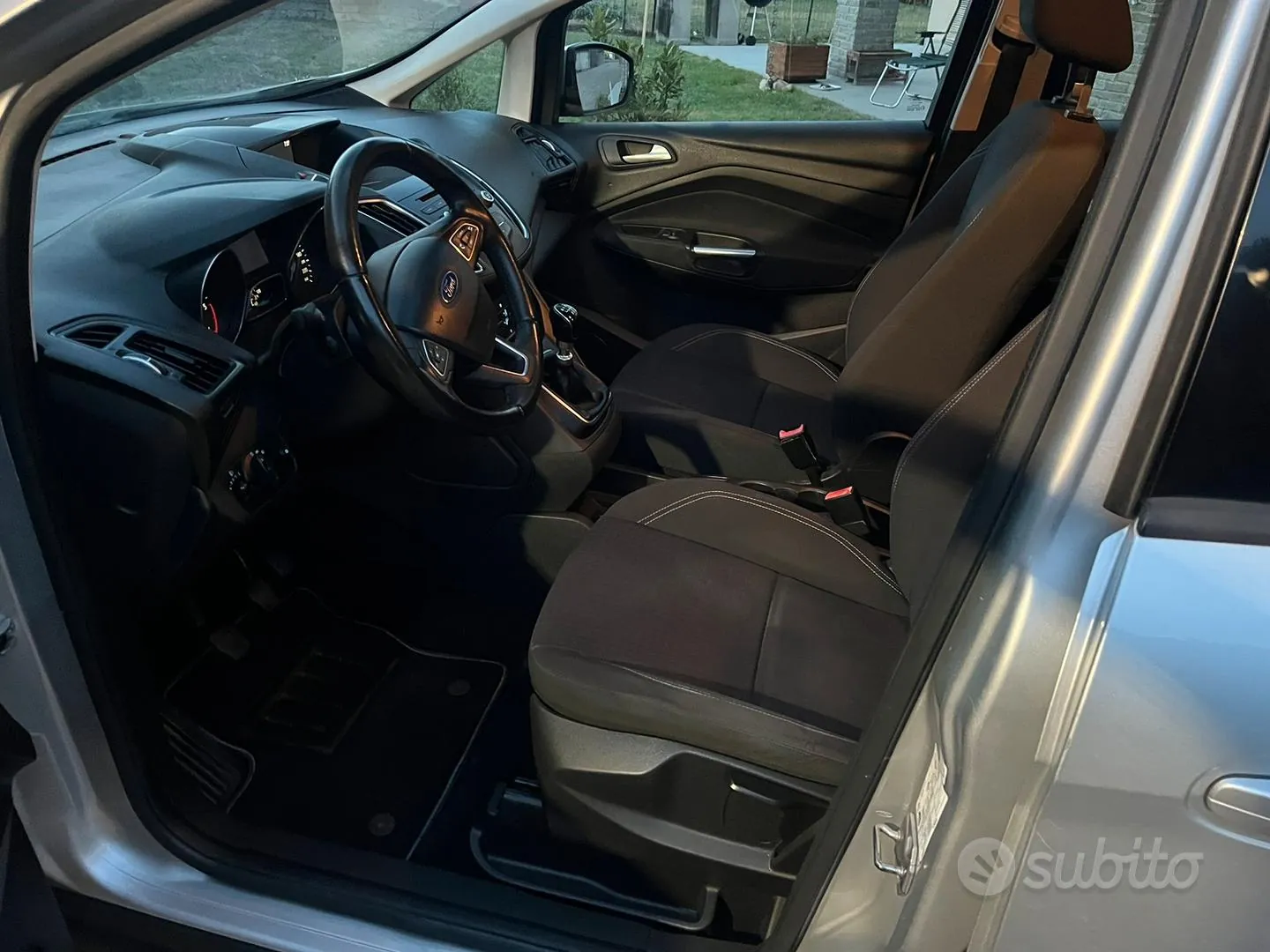 Ford C-Max 2016 photo 5