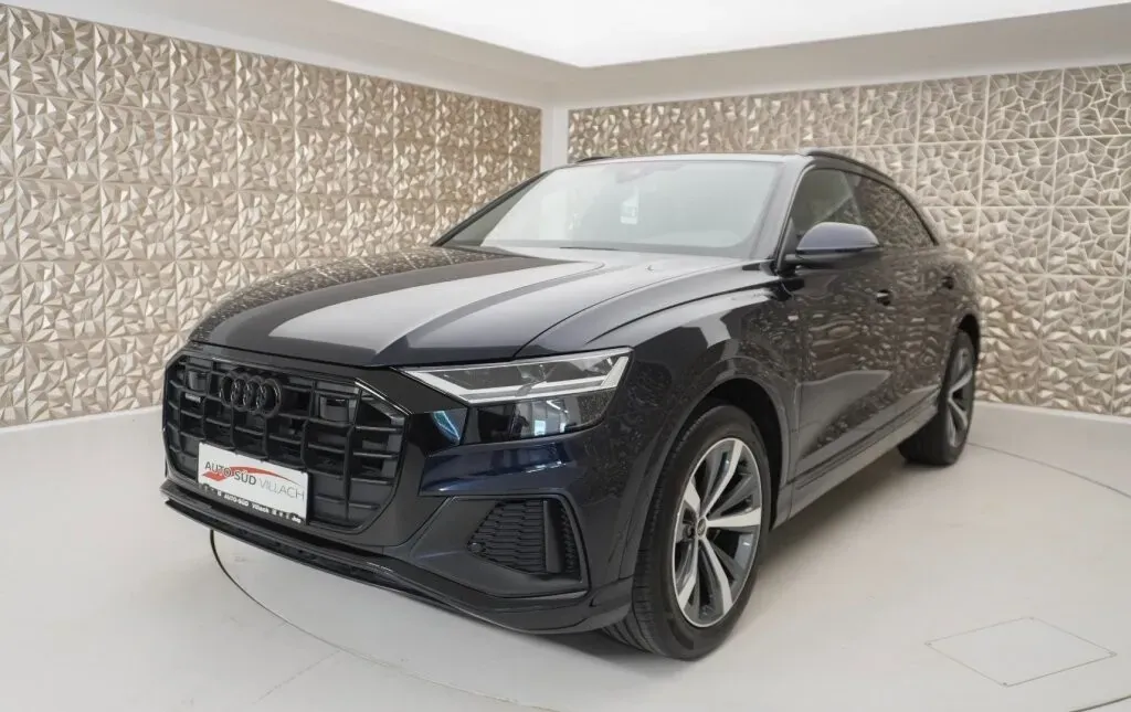 Audi Q8 2023 photo 2