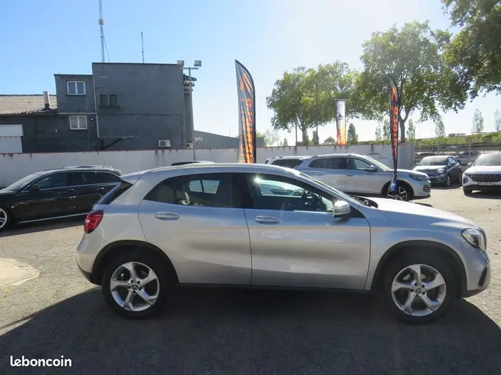 Mercedes-Benz Gla 2017 photo 5