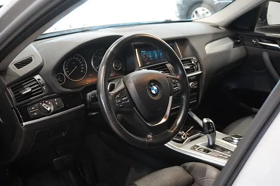 BMW X4 2017 photo 2