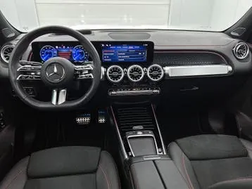 Mercedes-Benz Eqb 2024 photo 3