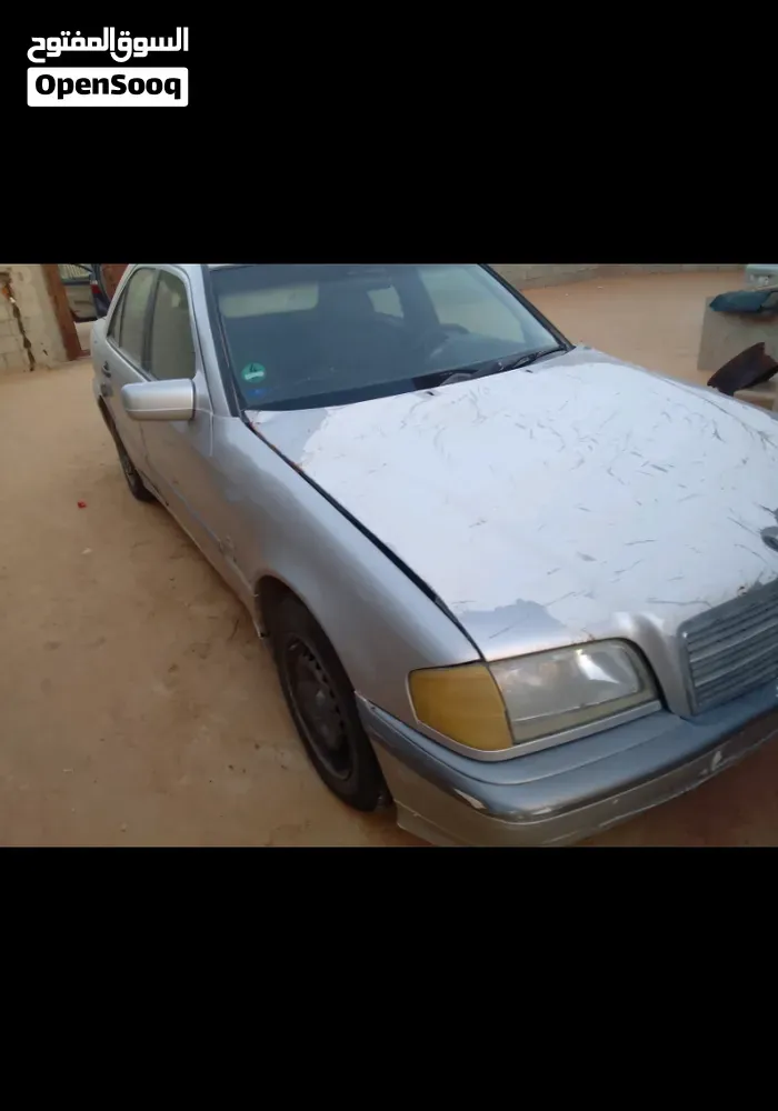 Mercedes-Benz C-Class 2007 photo 2