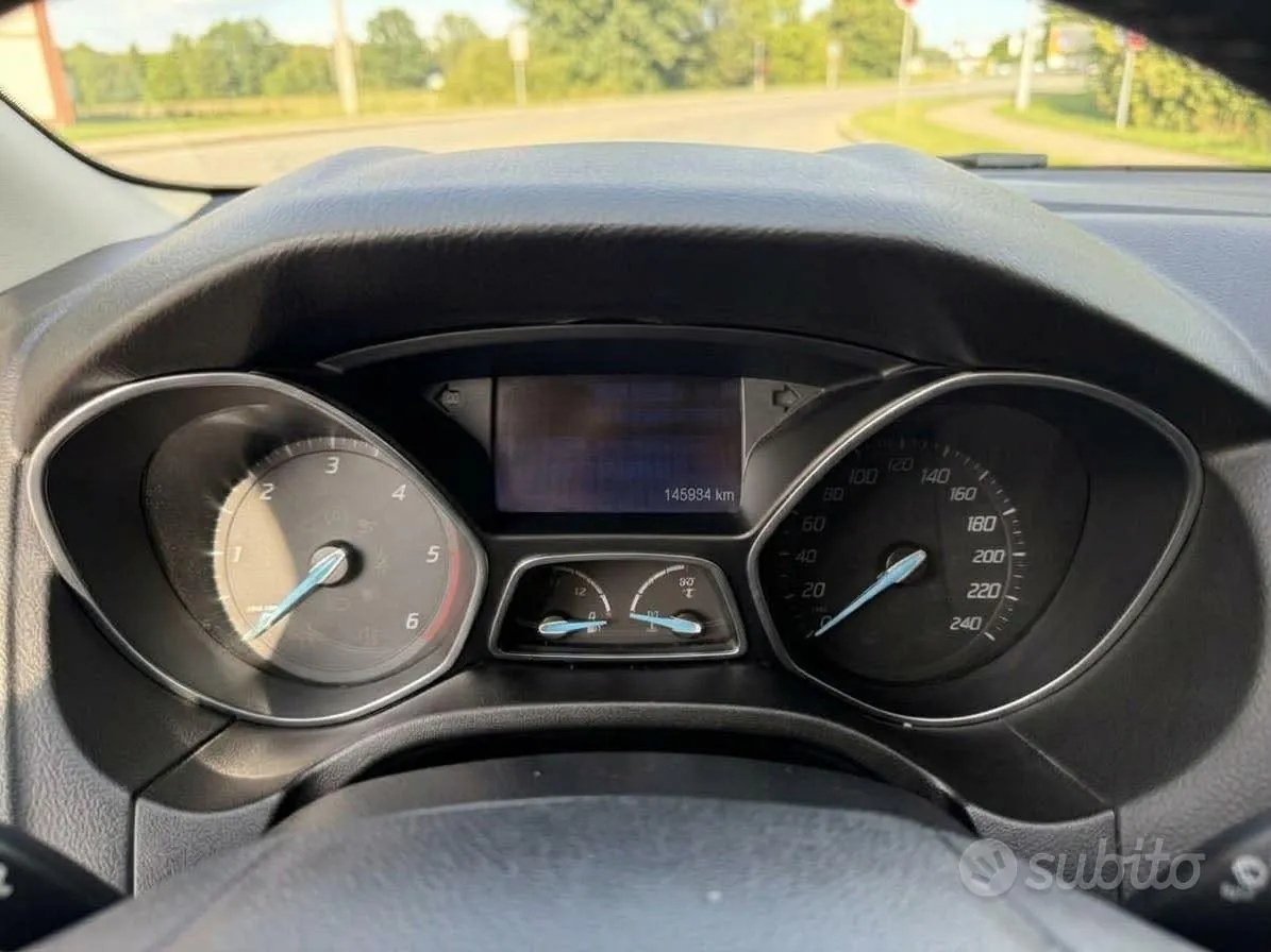 Ford Focus 2011 photo 4