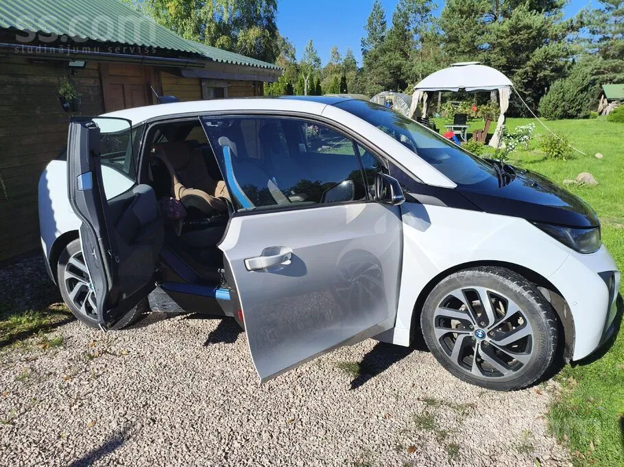 BMW I3 2017 photo 2