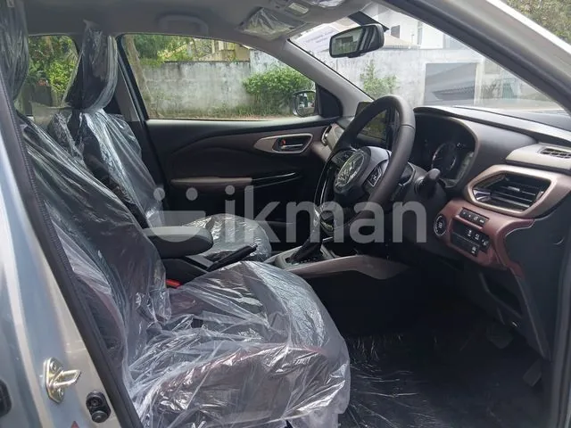 Suzuki Fronx 2026 photo 4