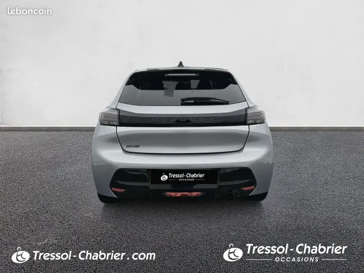 Peugeot 208 2024 photo 4