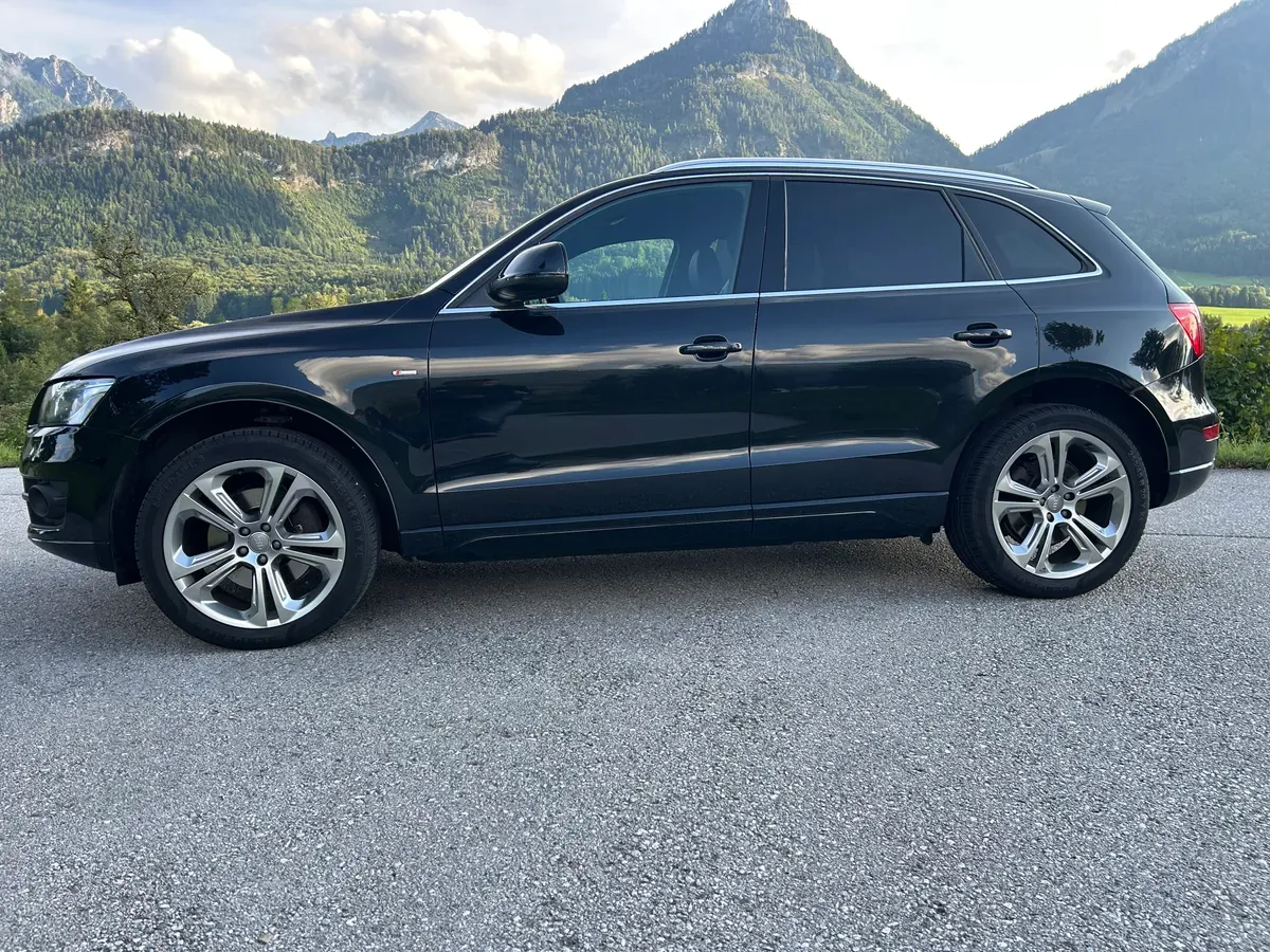 Audi Q5 2011 photo 2