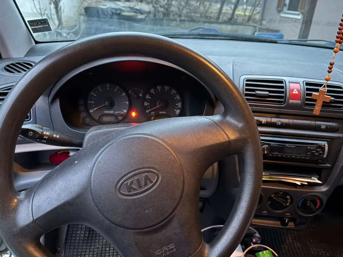 Kia Picanto 2004 photo 2