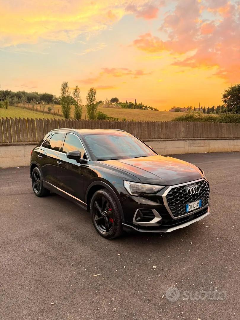 Audi Q3 2021 photo 2