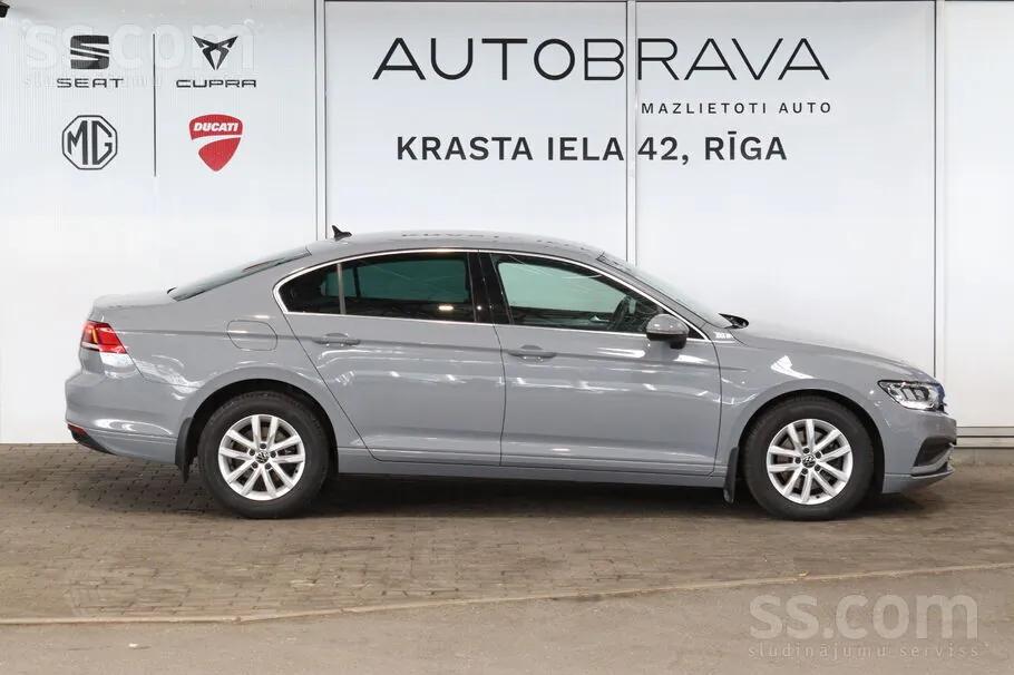 Volkswagen Passat 2022 photo 5