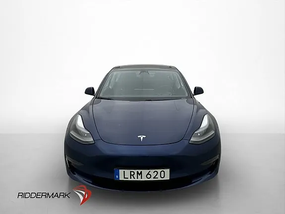 Tesla Model 3 2021 photo 2