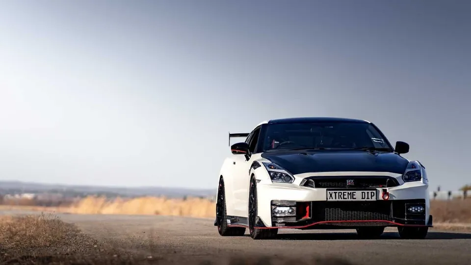 Nissan Gt-R R35 2009 photo 2