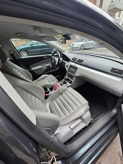 Volkswagen Passat 2010 photo 5