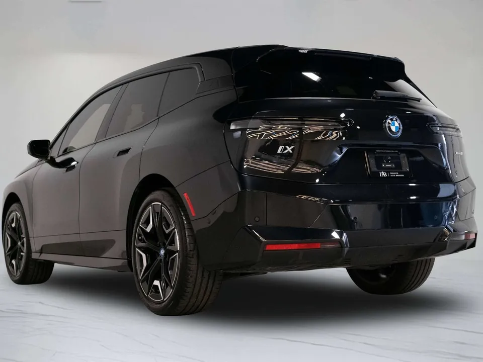 BMW Ix 2025 photo 5
