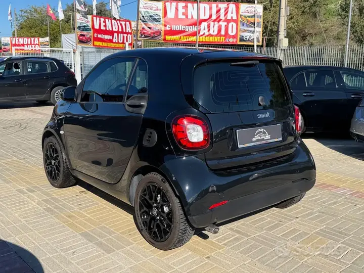 Smart Fortwo 2017 photo 5