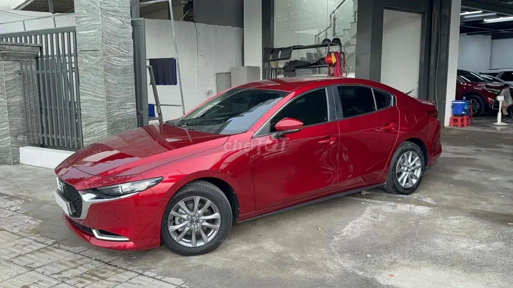 Mazda 3 2022 photo 2