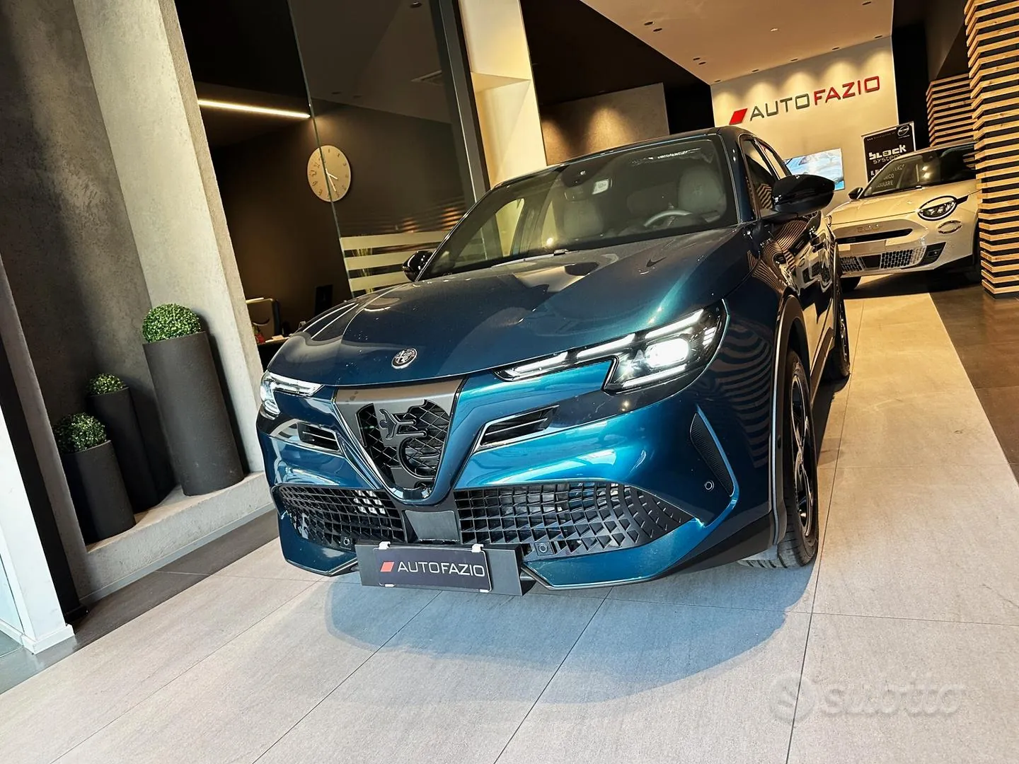 Alfa Romeo Junior 2025 photo 2