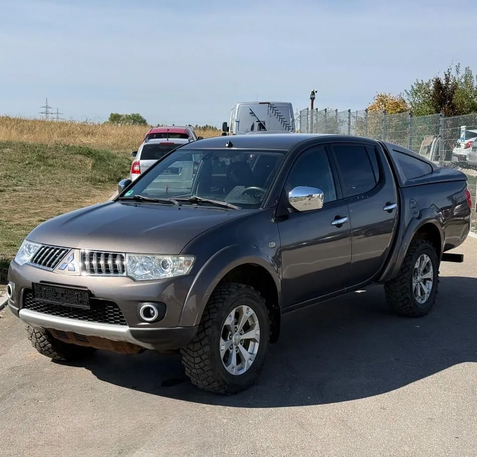 Mitsubishi L200