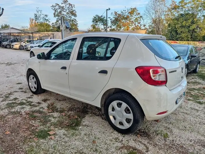 Dacia Sandero 2015 photo 5