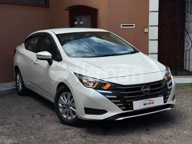 Nissan Almera
