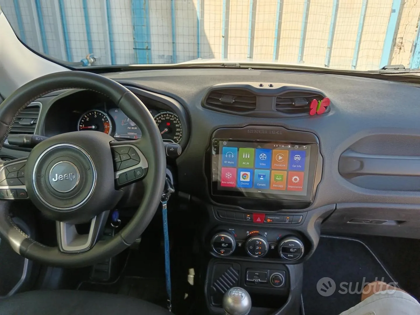 Jeep Renegade 2016 photo 5
