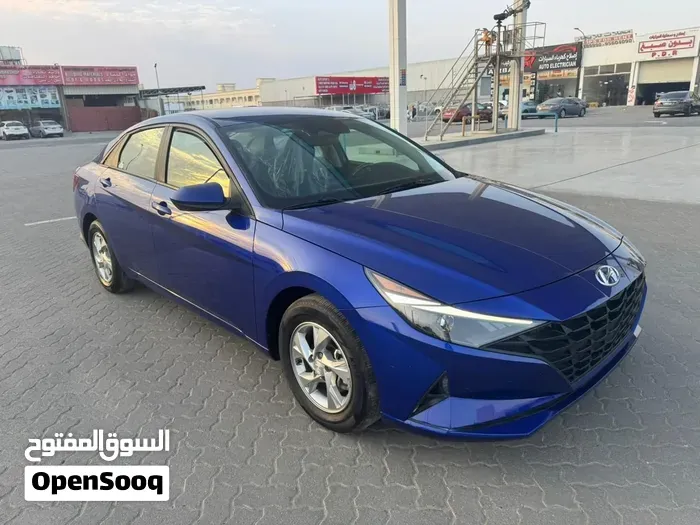 Hyundai Elantra 2023 photo 2