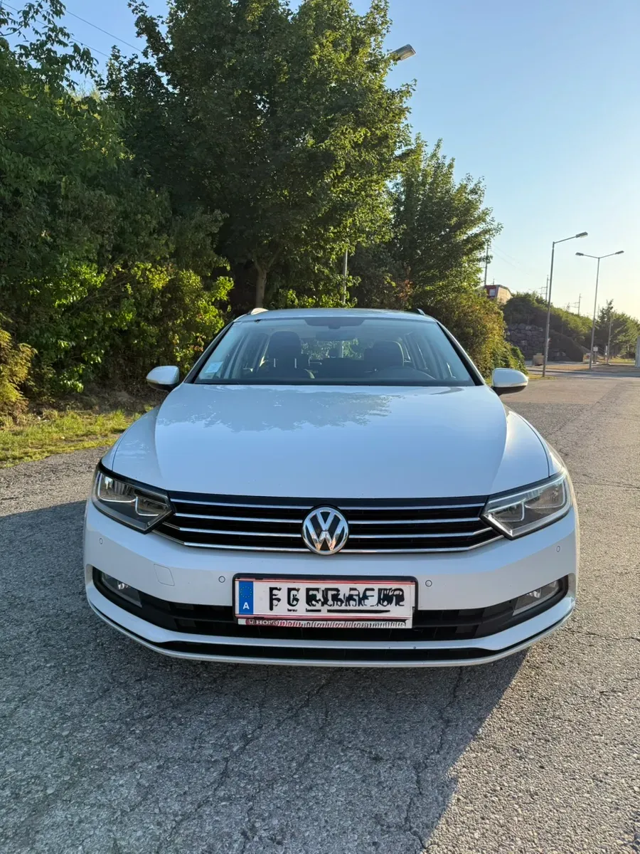 Volkswagen Passat 2017 photo 2