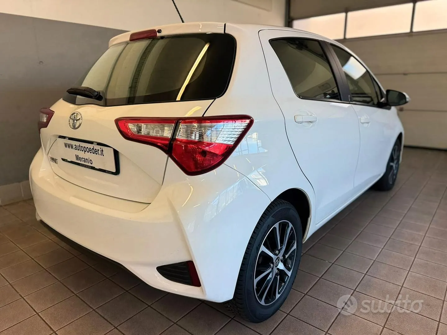 Toyota Yaris 2018 photo 3