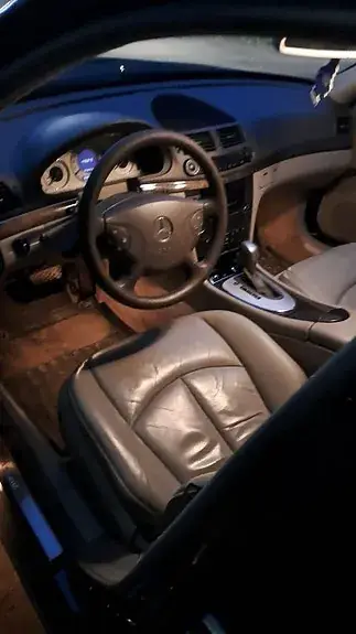 Mercedes-Benz E200 2004 photo 4